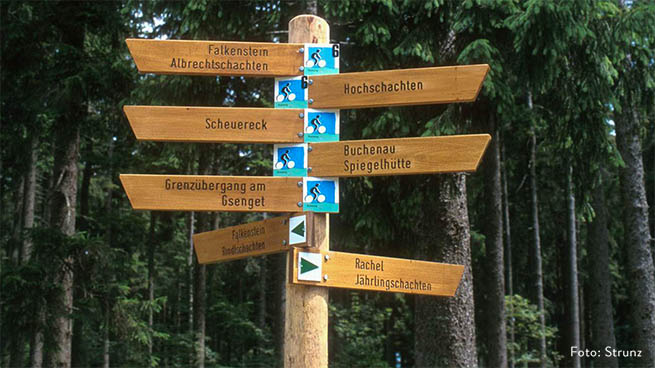 Overall, the national park maintains a network with more than 200 kilometers of cycle paths.