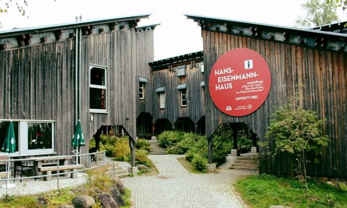 Facebook Post 1235581161949971