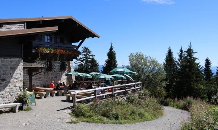 Facebook Post 1238474538327300