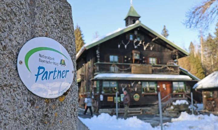 Facebook Post 1326780949496658