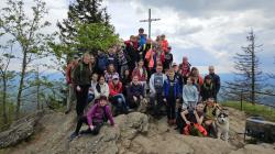 Gehört im Wildniscamp immer dazu: Eine Wanderung auf den Großen Falkenstein.