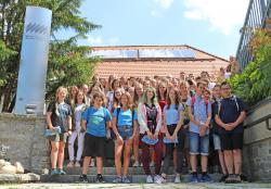 Am Ende der Veranstaltung stellten sich alle jungen GPS-Experten zum gemeinsamen Gruppenfoto auf. (Foto: Johannes Keim/Nationalpark Bayerischer Wald).