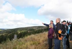 Mindestens zweimal pro Jahr sollten Nationalpark-Partner an Exkursionen teilnehmen, die speziell auf die Betriebe ausgerichtet sind. (Foto: Katrin Wachter/Nationalpark Bayerischer Wald)