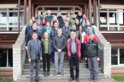 Zum zweiten Workshop des Forschungsprojekts trafen sich Nationalparkvertreter und Forscher aus vier Ländern in der Holzfachschule in Bad Wildungen im Nationalpark Kellerwald-Edersee. (Foto: Inka Lücke/Nationalpark Kellerwald-Edersee)