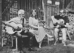 Sal’in’Acoustic haben schon des Öfteren in Nationalparkeinrichtungen für gute Stimmung gesorgt. (Foto: Sal’in’Acoustic)