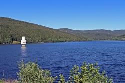 Auch an der Trinkwassertalsperre kommt die Gruppe der Rad- und Wandertour am Sonntag, 28. August, vorbei. (Foto: Nationalpark Bayerischer Wald)