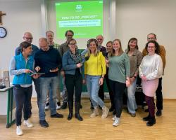 Bei einem Podcast-Workshop am Gymnasium Freyung haben 13 Lehrer interessante Einblicke erhalten. (Foto: Nationalpark Bayerischer Wald)