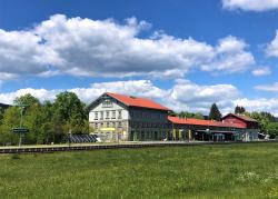 Eine gemeinsame Zugfahrt ab dem Grenzbahnhof in Bayerisch Eisenstein ist Bestandteil der grenzüberschreitenden Wanderung am Sonntag, 11. Juni. (Foto: Nationalpark Bayerischer Wald)