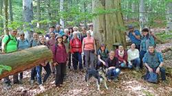 Gruppenbild der frisch ausgebildeten Waldführer. (Foto: Nationalpark Bayerischer Wald)