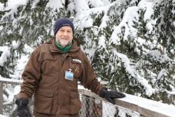 Waldführer Martin Stadler: „Die Ausbildung war eine wunderbare Sache – auch, weil dabei alle auf derselben Wellenlänge sind.“ (Foto: Gregor Wolf/Nationalpark Bayerischer Wald)