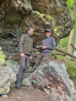 Hatten sich vier Jahre lang mit der Suche nach dem Nager beschäftigt: Andreas Rückerl (links) und Michael Schreder. (Foto: Rückerl)