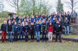 Die diesjährigen Commerzbank-Umweltpraktikanten haben eine spannende Einführungswoche im Nationalpark Bayerischer Wald erlebt und freuen sich nun auf den Beginn ihrer Praktika. (Fotos: Julia Reihofer/Nationalpark Bayerischer Wald)