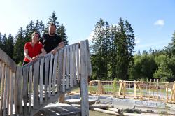 Wer die Eröffnung des Naturerlebnis Wistlberg feiern möchte, kann Nationalparkleiterin Ursula Schuster und Mauths Bürgermeister Heiner Kilger bei einer Sternwanderung begleiten. (Foto: Annette Nigl/Nationalpark Bayerischer Wald)