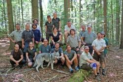 Ranger aus fünf Großschutzgebieten tauschten sich jüngst im Nationalpark Bayerischer Wald über die Herausforderungen ihrer Arbeit aus. (Foto: Gregor Wolf/Nationalpark Bayerischer Wald)