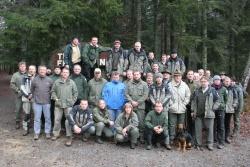 Ranger aus Deutschland und Tschechien stellten sich zum Erinnerungsfoto anlässlich eines Arbeitstreffens im Nationalpark Bayerischer Wald.
Foto: Rainer Pöhlmann
