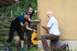 Commerzbank AG und Nationalparkverwaltung arbeiten an einer Sache, v.l. Christian Ruoff, Sven Dost, Lukas Laux. (Foto: NPV Bayerischer Wald)